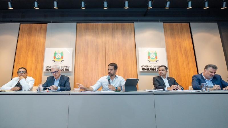 Governador anuncia projeto de lei sobre arborização e participação do Estado nos planos de contingência das concessionárias