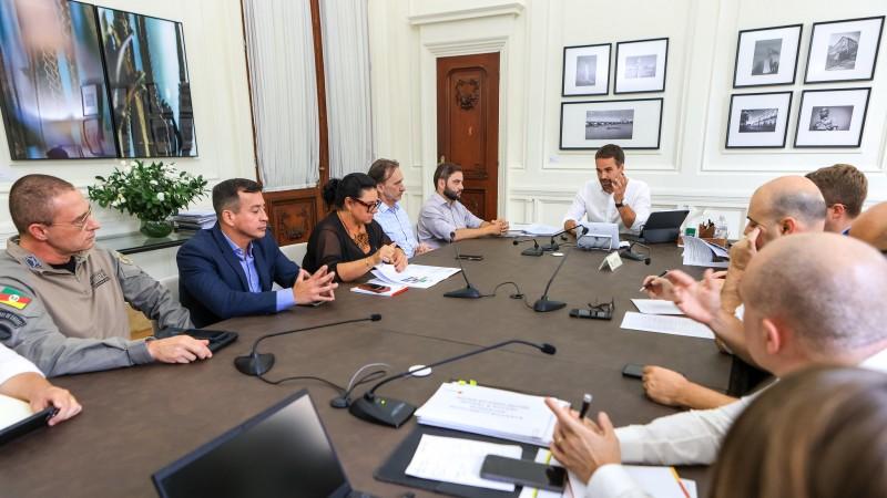 Governador reúne secretários para atualizar situação do Estado após temporais