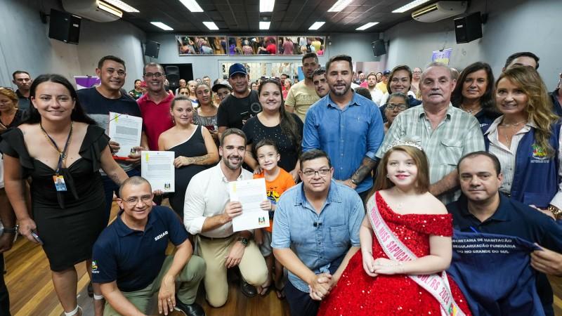 Governo concede propriedade de terrenos para 49 famílias do loteamento Santa Luzia, em Sapucaia do Sul