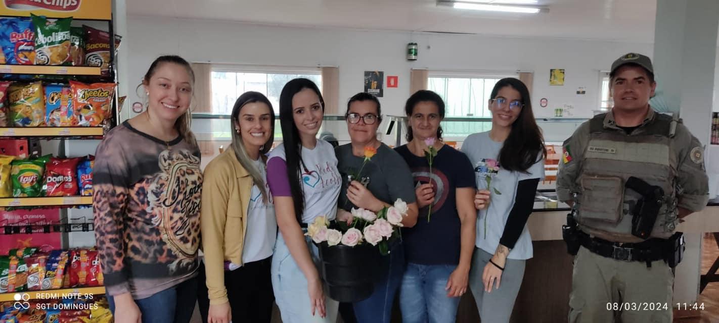 Rede Acolher de Pinhal da Serra promoveu Ação pelo Dia Internacional da Mulher