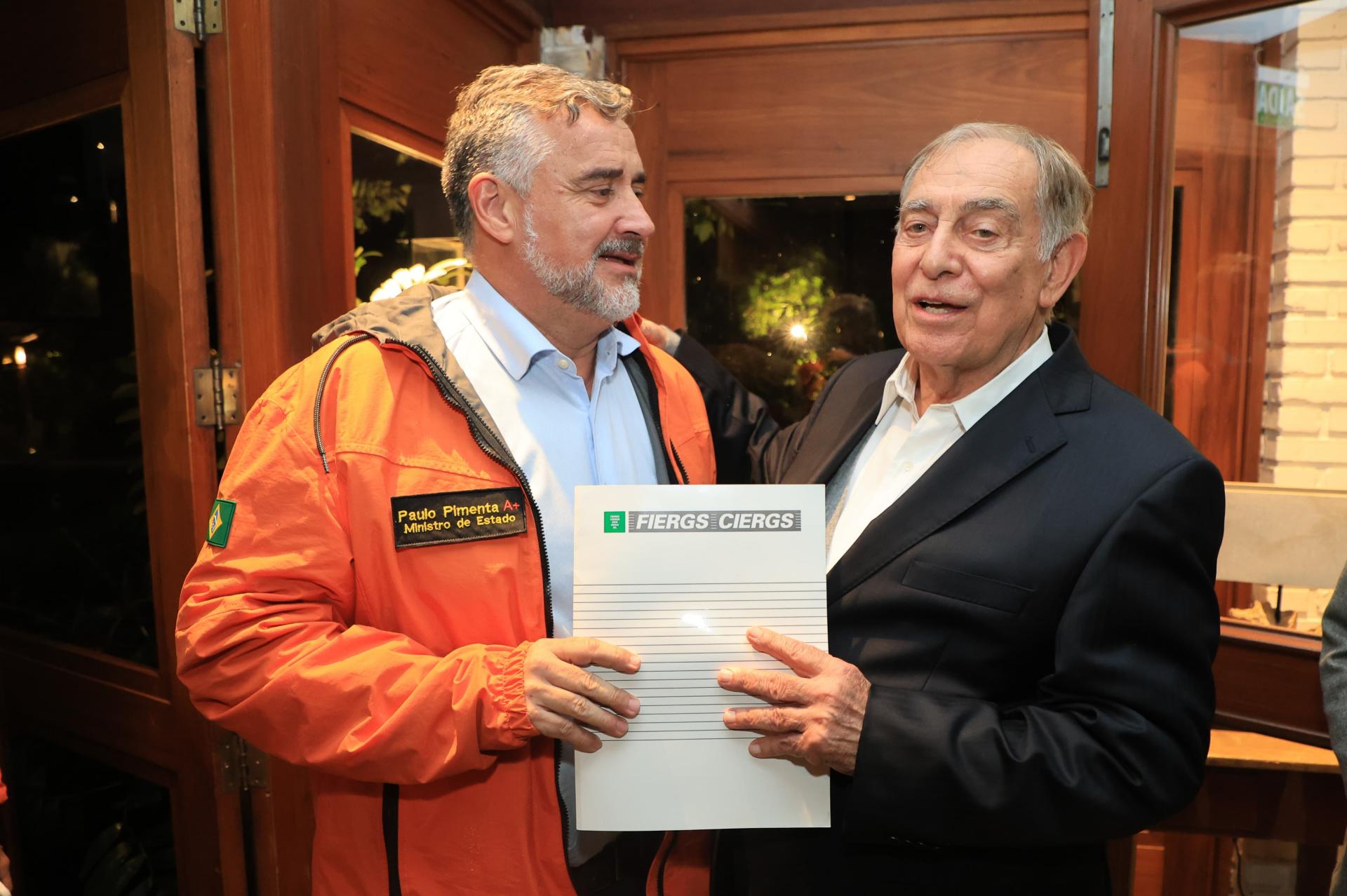 FIERGS leva a ministro documento com pedido de apoio ao Rio Grande do Sul