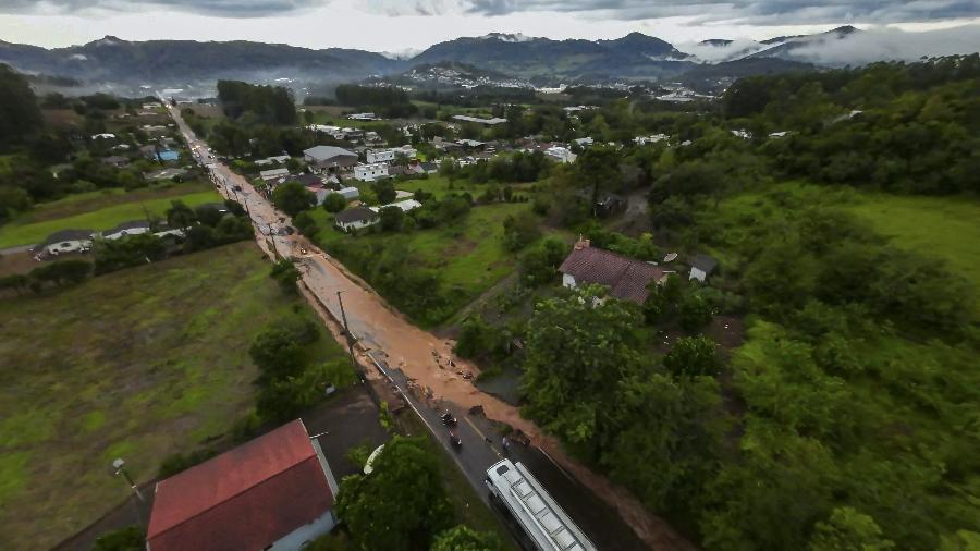 Governador decreta estado de calamidade pública por conta das cheias no RS