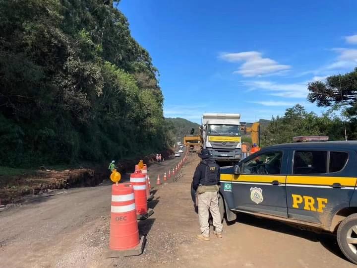 PRF INFORMA SOBRE LIBERAÇÃO DE TRECHO ENTRE SOLEDADE E MONTENEGRO