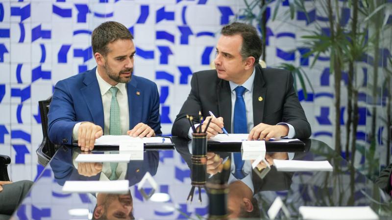 Em Brasília, governador articula medidas de apoio à reconstrução do RS