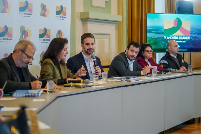 Governo instala Comitê Científico com foco na contribuição acadêmica para reconstrução do Estado