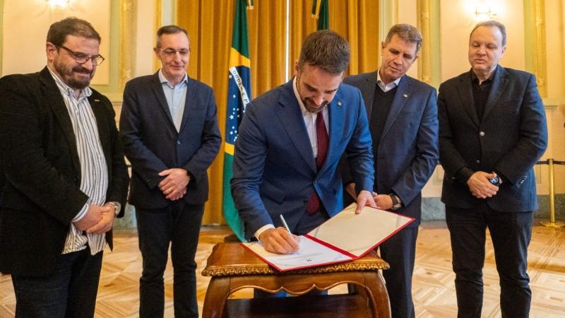 Badesul firma parceria com o Sicredi para ampliar crédito ao setor turístico no interior do RS