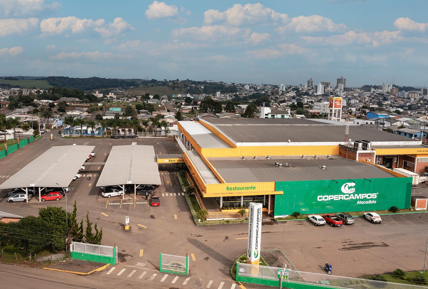 Copercampos Atacadista comemora cinco anos em Campos Novos. Novo Atacado será inaugurado em Caçador/SC