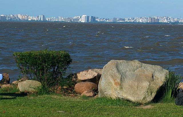 FIERGS alerta que falta de dragagem no Lago Guaíba ameaça paralisação no Polo Petroquímico de Triunfo