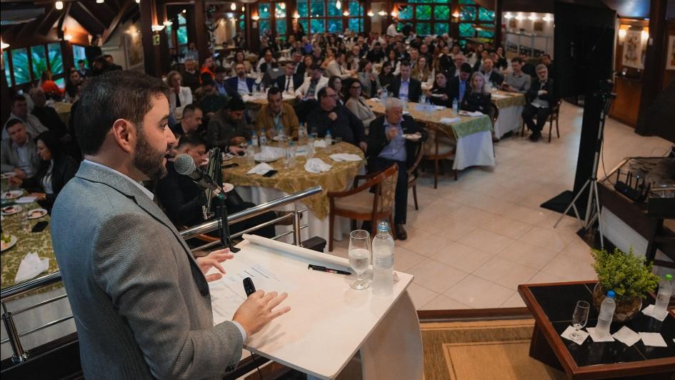 Vice-governador destaca ações de reconstrução e retomada econômica em Santa Cruz do Sul