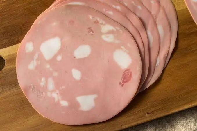 Bahia registra seis casos de botulismo, com duas mortes confirmadas