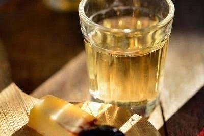Governo do RS quer retirar imposto da cachaça artesanal gaúcha