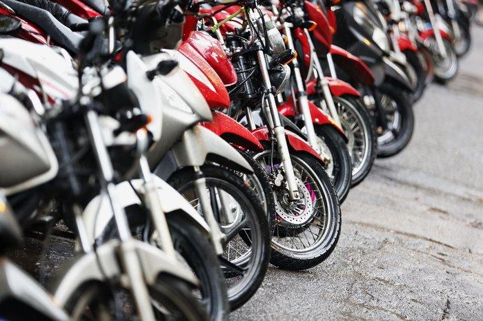 Mais da metade dos proprietários de motocicleta não tem habilitação