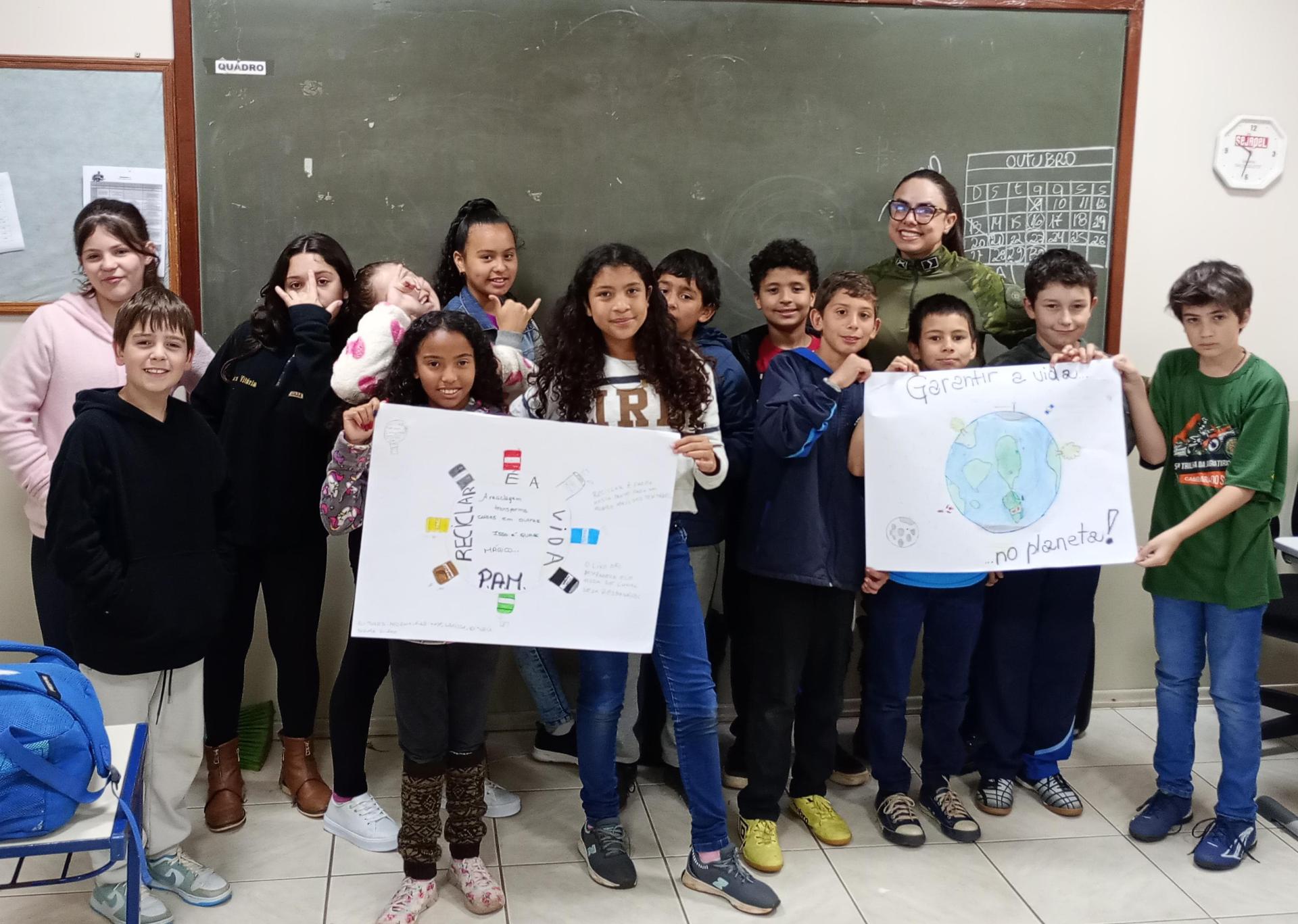 PATRAM REALIZA ATIVIDADE DO PROGRAMA PATRULHEIRO AMBIENTAL MIRIM EM ESCOLA DE MUITOS CAPÕES