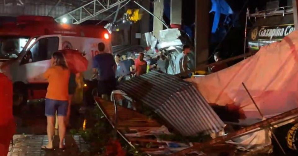 Pavilhão de eventos desaba e deixa feridos em Arroio do Tigre