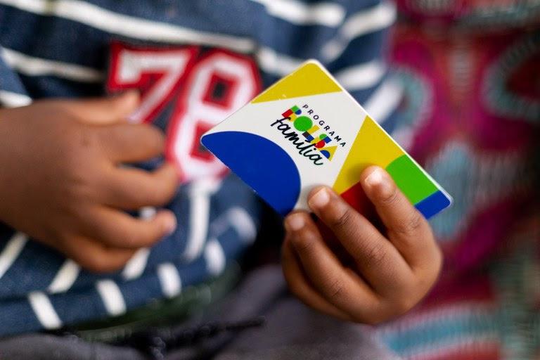 As 646 mil famílias gaúchas recebem o Bolsa Família nesta segunda (17)