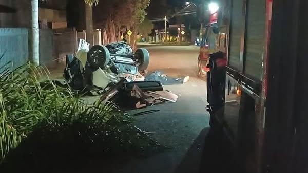 Casal morre em grave acidente no centro de Passo Fundo