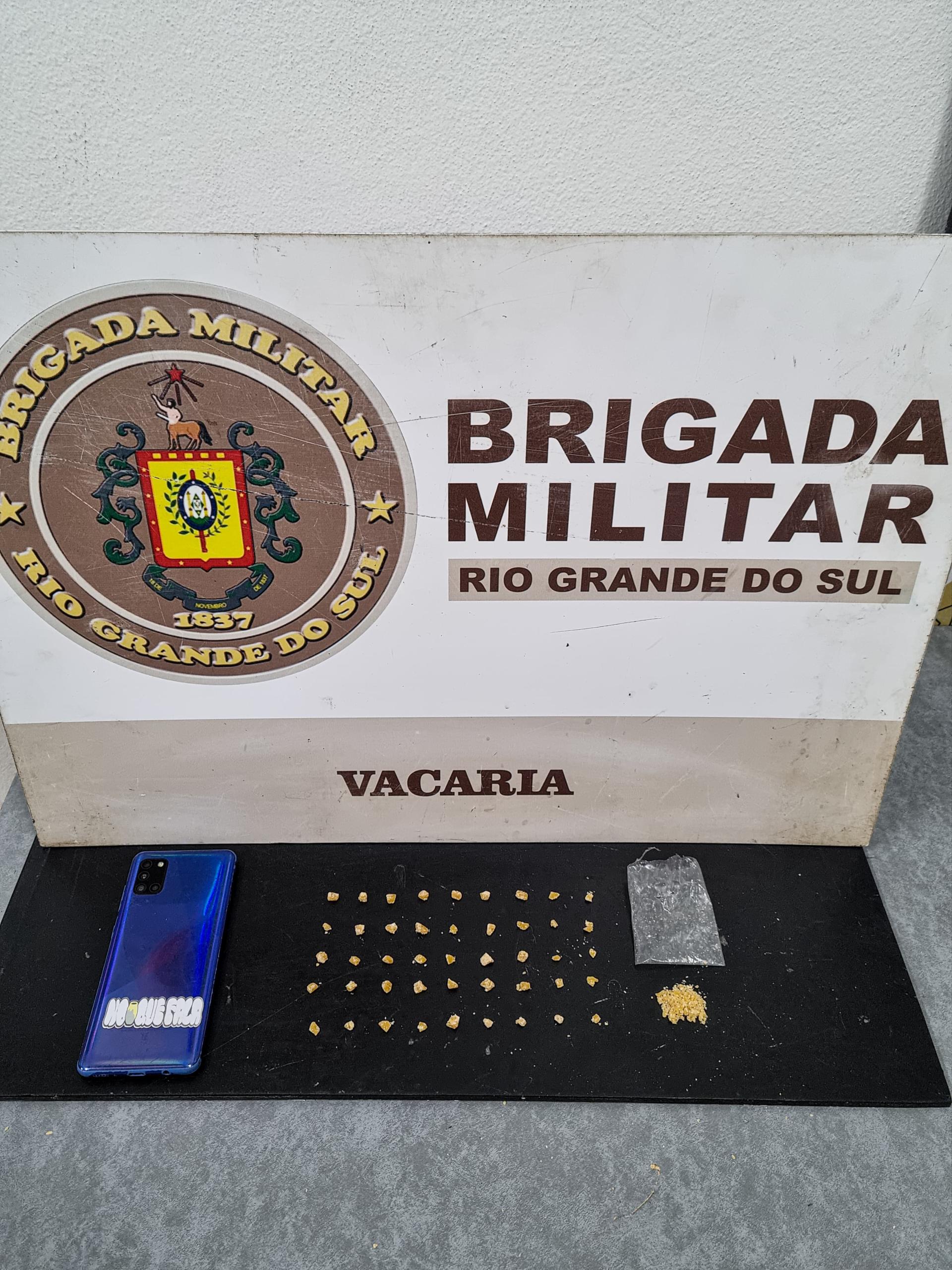 Menor é apreendida por tráfico de entorpecentes em Vacaria