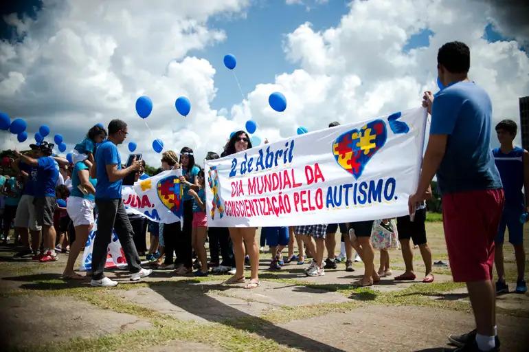 Autistas adultos enfrentam obstáculos sem diagnóstico precoce