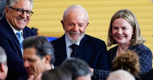 LULA NOMEOU 323 ALIADOS POLÍTICOS PARA CARGOS EM CONSELHOS DE ESTATAIS COM SALÁRIOS QUE PODEM ULTRAPASSAR 80 MIL POR MÊS
