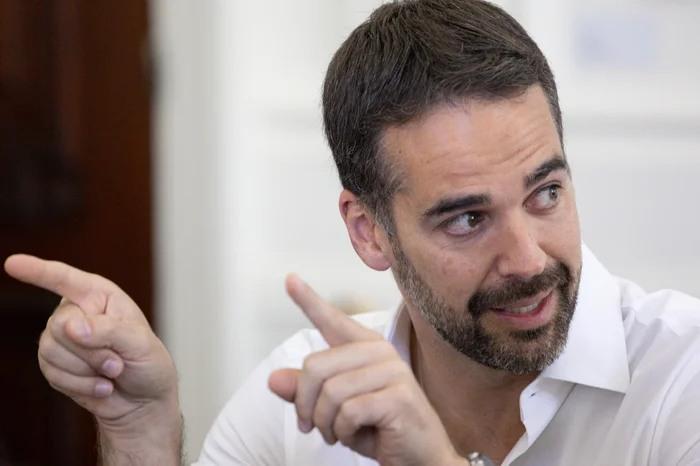 Leite assina ficha de filiação ao PSD nesta sexta-feira, em São Paulo