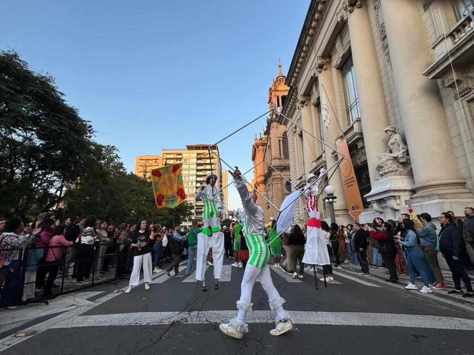Cortejo pelo Centro Histórico da capital encerra Dia Estadual do Patrimônio Cultural