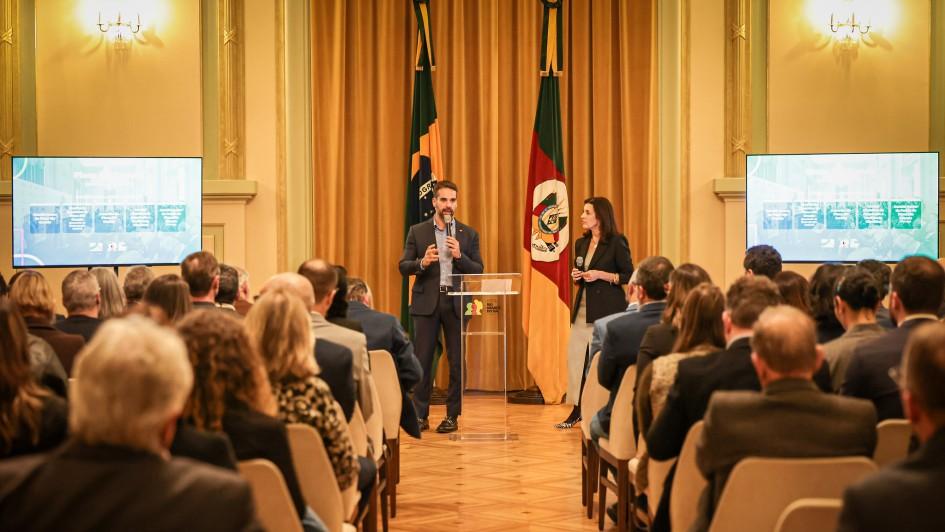 Governador Eduardo Leite lança centro de referência em soluções focadas na adaptação às mudanças climáticas