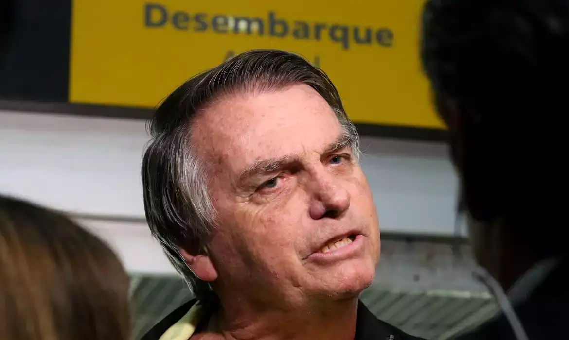 Após condenação pelo Supremo, Bolsonaro fica inelegível até 2060