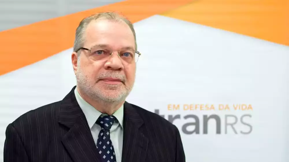 Diretor-geral do DetranRS, Edir Pedro Domeneghini morre, aos 66 anos, após sofrer infarto