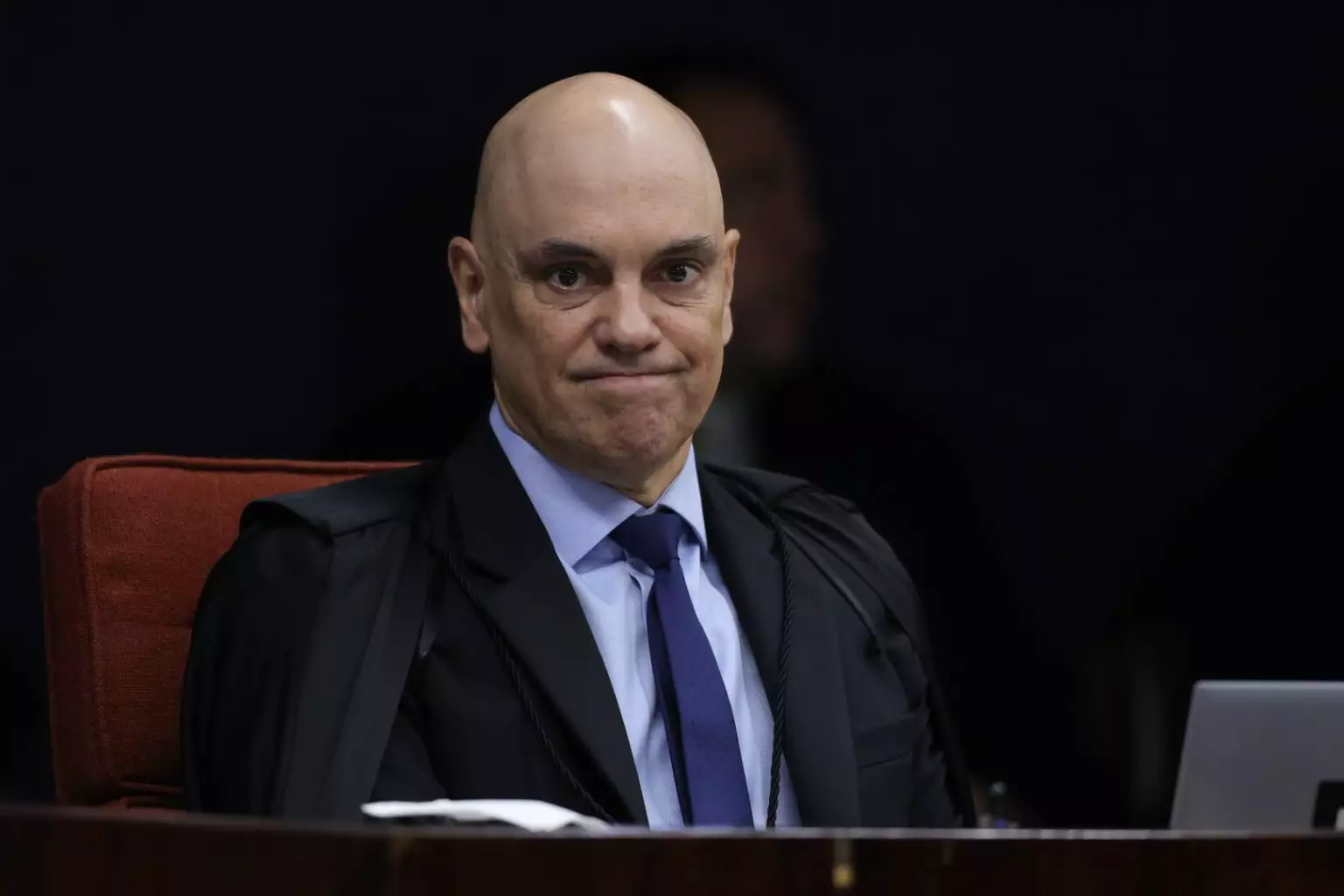 Ministro Alexandre de Moraes pede sessões extras para julgar Bolsonaro