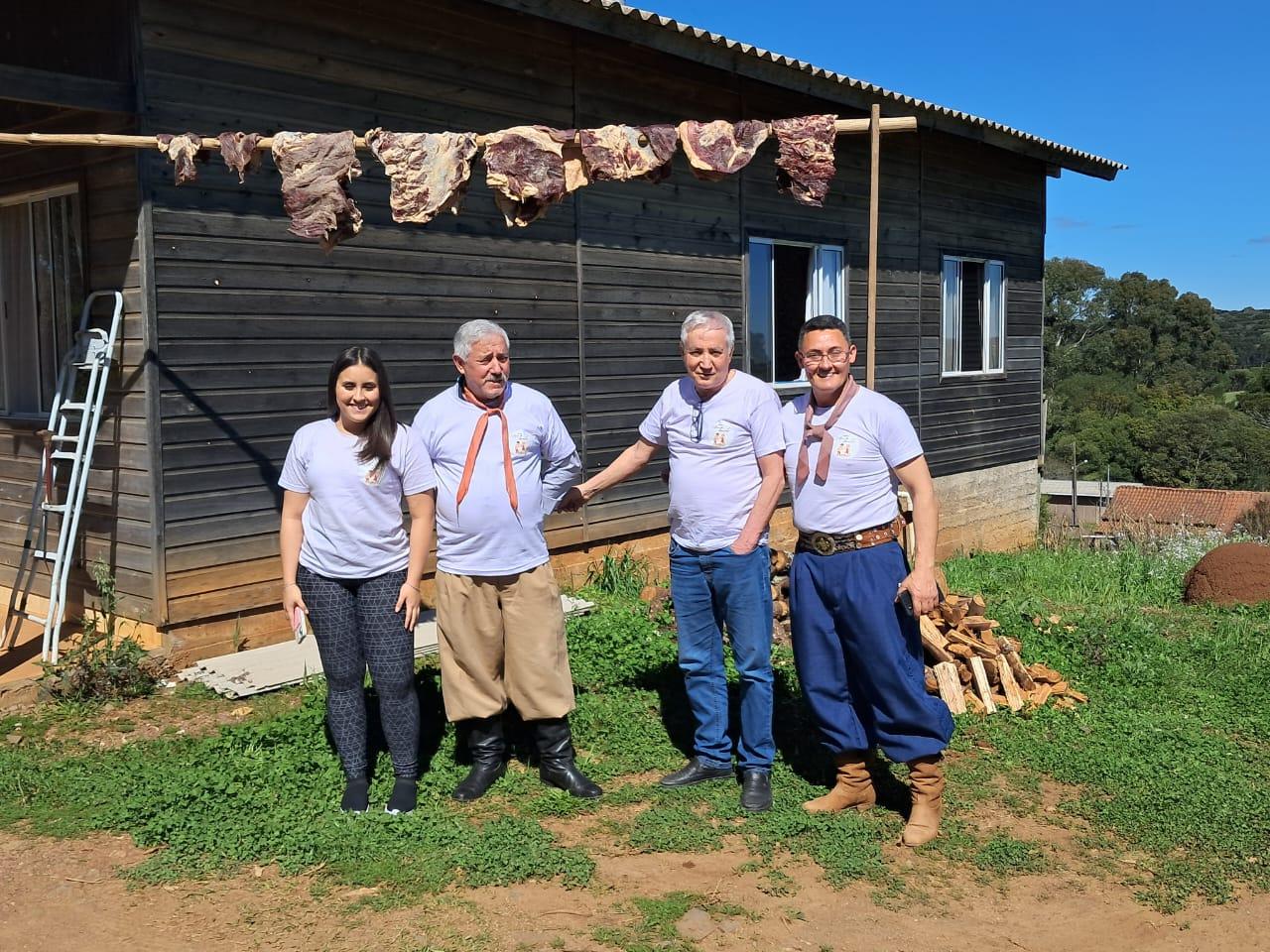 Projeto Cultura de gerações servira o charque na semana em Pinhal da Serra