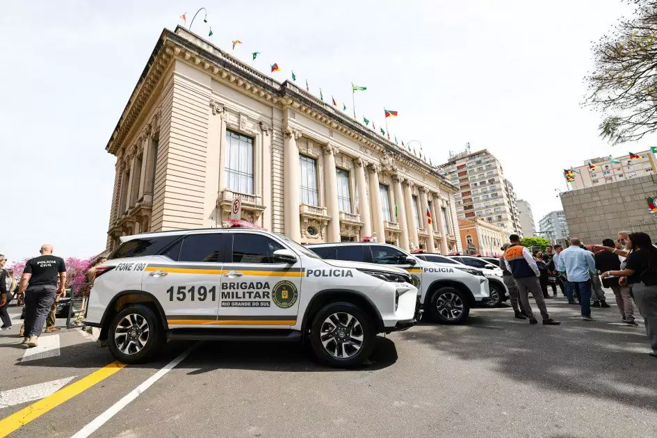 Segurança pública: governo gaúcho entrega quase R$ 90 milhões em novas viaturas e equipamentos