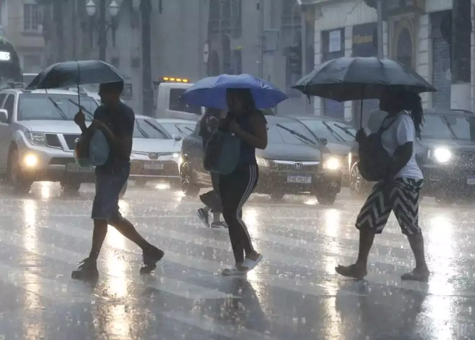 Temporais e ventos intensos voltam a atingir o RS