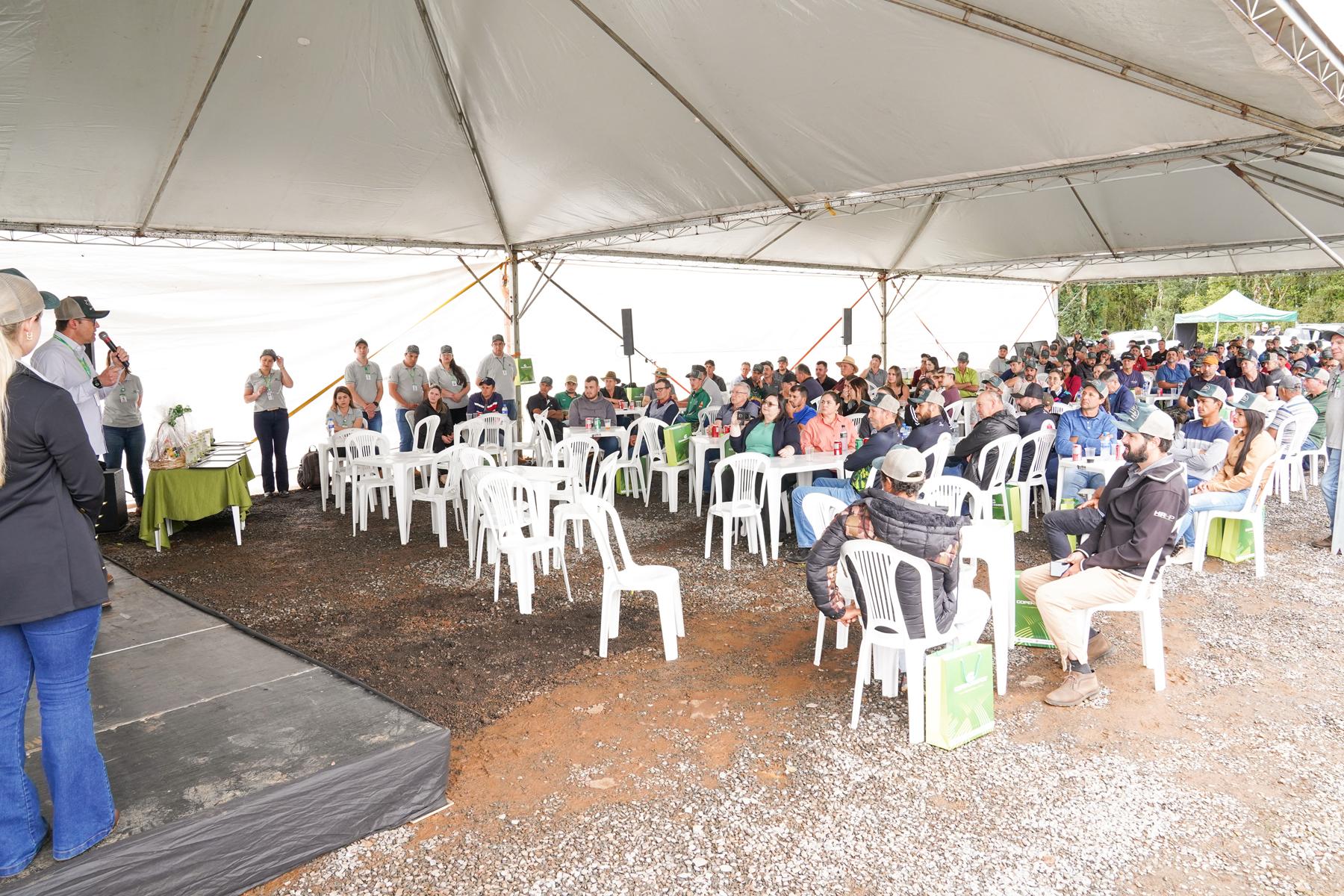 Copercampos realiza 1º Dia de Campo da Suinocultura