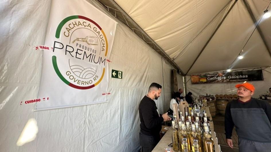 Inscrições para programa que certifica as cachaças do RS com selo premium terminam em 29 de outubro