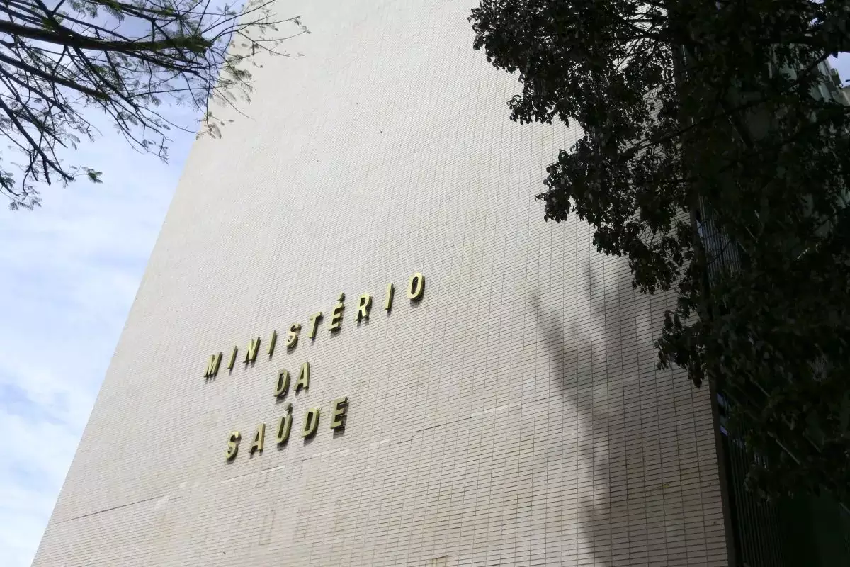 Saúde e Cidades são os ministérios mais afetados por bloqueio de R$ 12,1 bilhões em gastos do governo federal