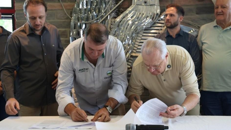 Governo realiza rodada de assinaturas de convênios e contratos da Secretaria de Desenvolvimento Rural em Erechim e Ronda Alta