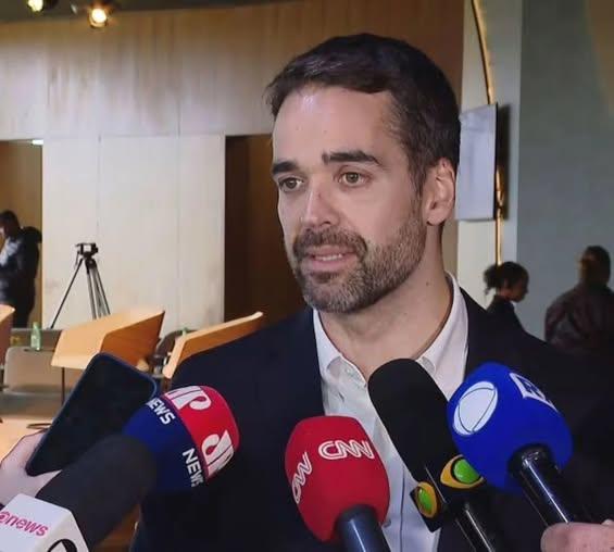 NÃO APOIEI LULA E NEM BOSONARO