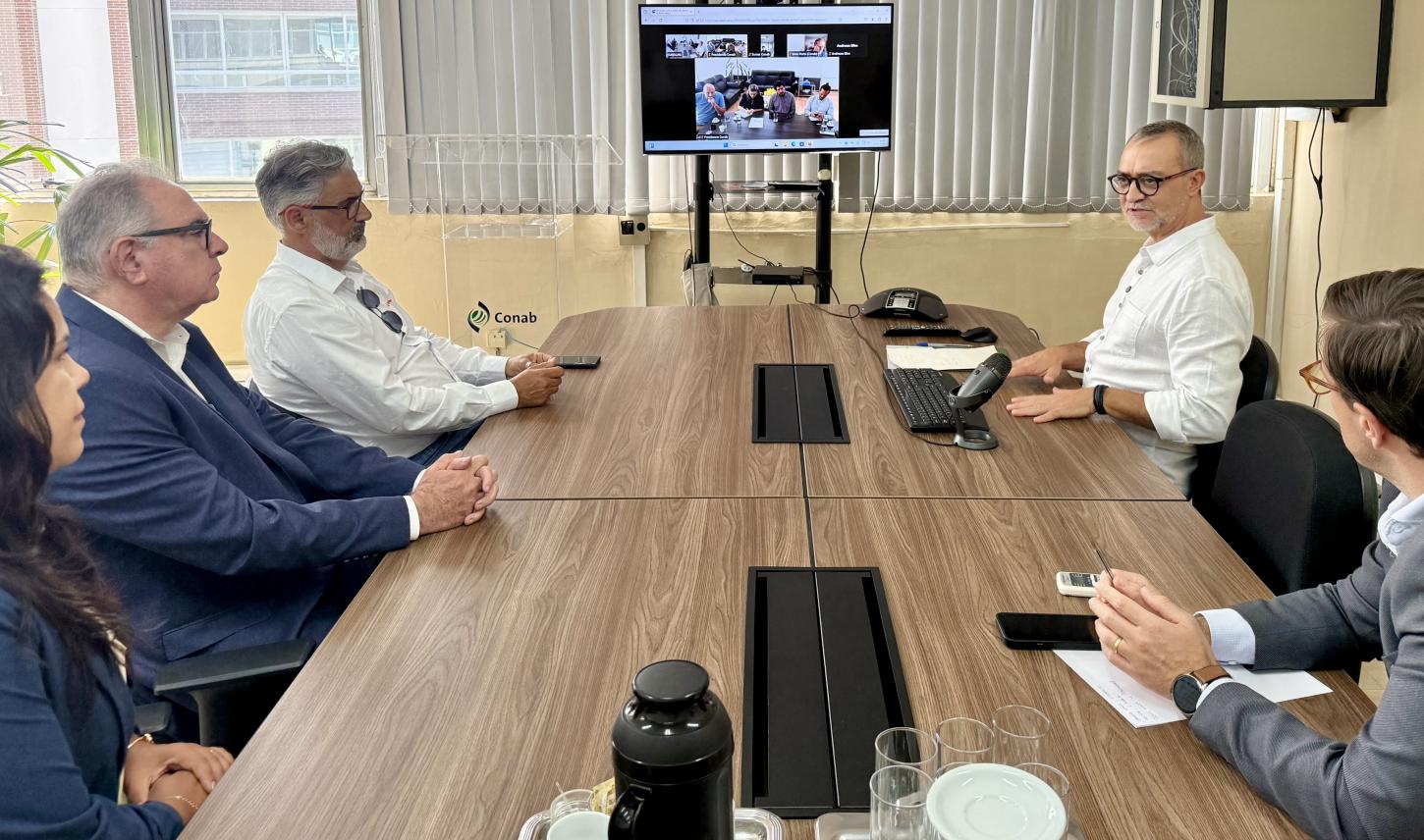 Conab recebe o setor do arroz e debate novas medidas de apoio em reunião no Rio Grande do Sul
