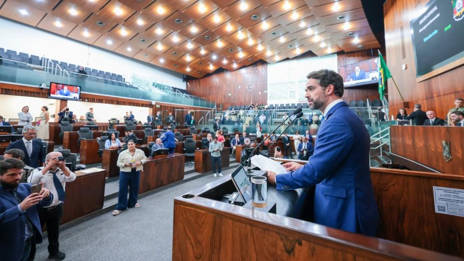 Governador Eduardo Leite vai espontaneamente à CPI dos Pedágios defender projeto de concessão de estradas