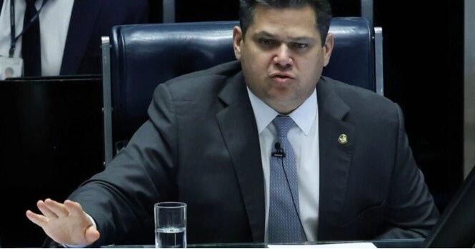 Parlamentares de esquerda em desespero, recorrem ao Presidente do Senado para anular votação na CPMI do INSS que aprovou quebra de sigilo de Lulinha