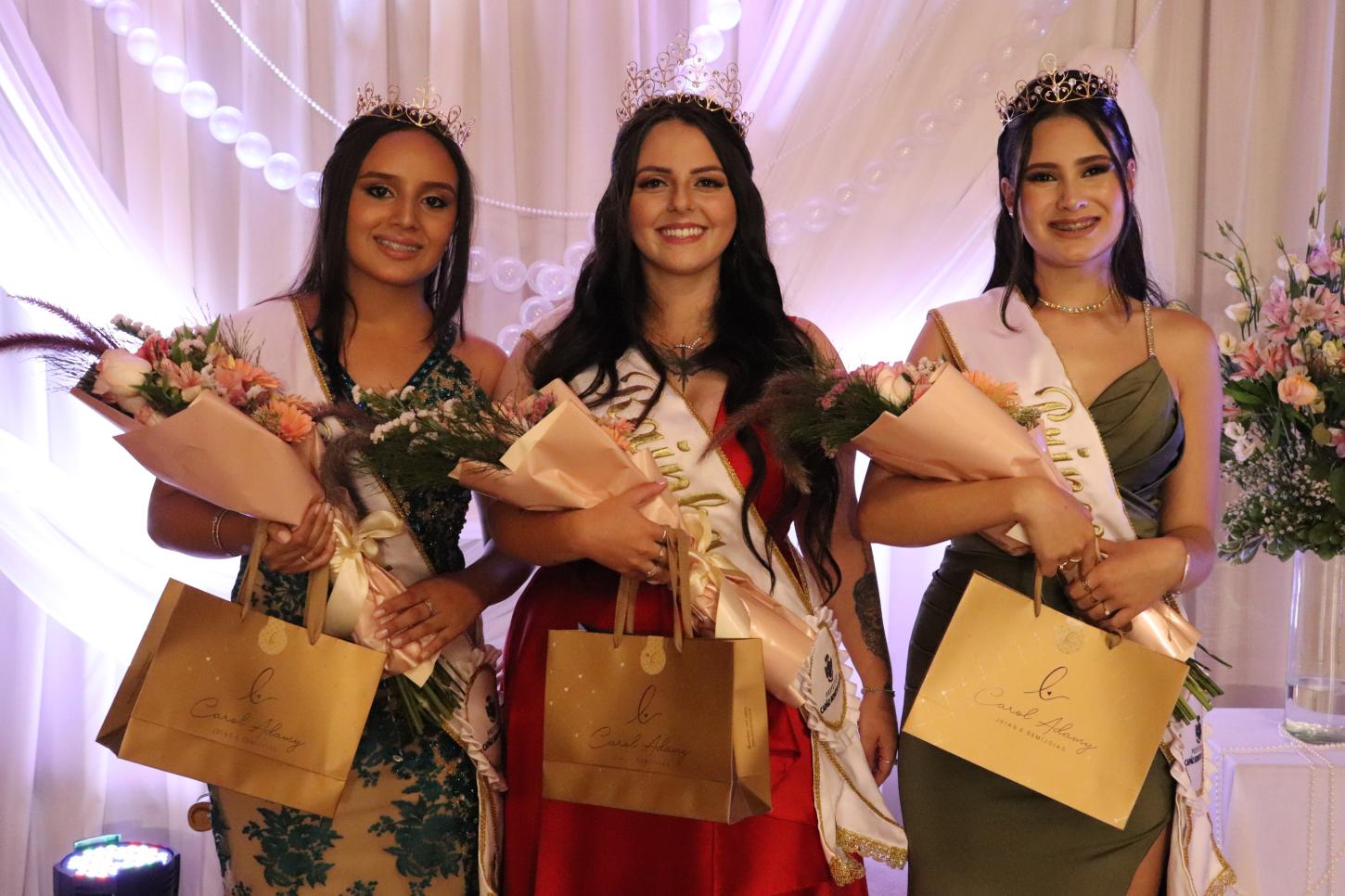 Baile elege novas Soberanas e marca início da celebração dos 30 anos de Capão Bonito do Sul