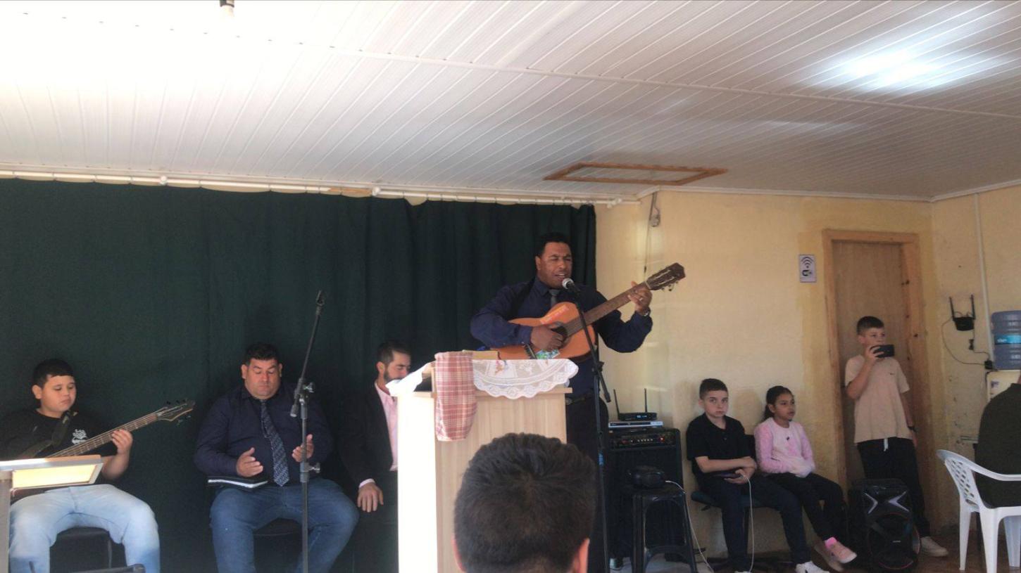 Celebração de Graças: Igreja Mover Missionário comemora 14 anos e 8 anos do Projeto Missões Já