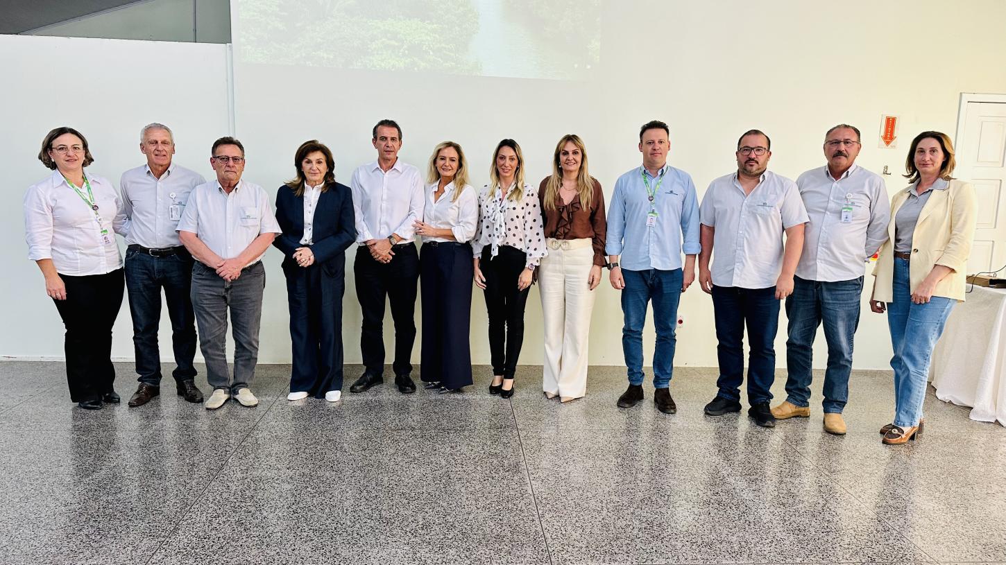 Copercampos comunica venda de supermercados e atacadistas