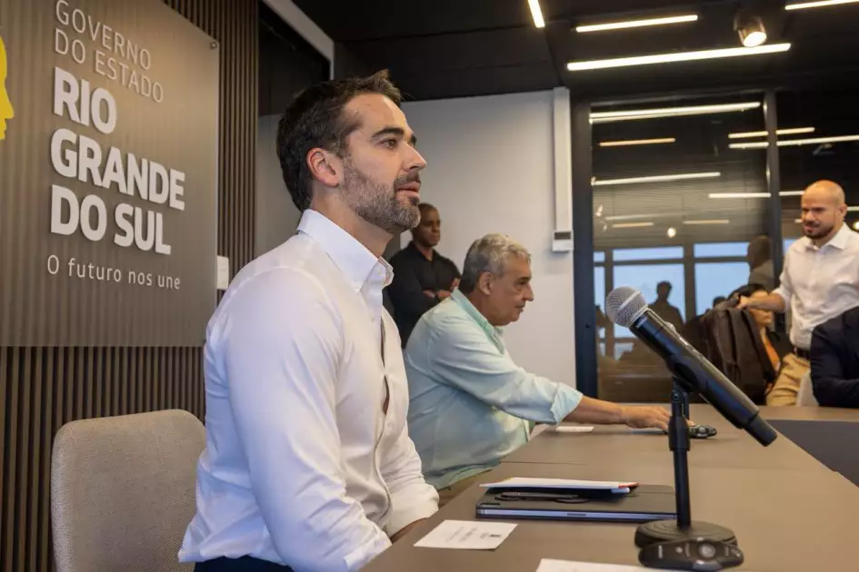 Eduardo Leite se reúne com Sebastião Melo para reforçar alinhamento em ações de proteção contra cheias em Porto Alegre