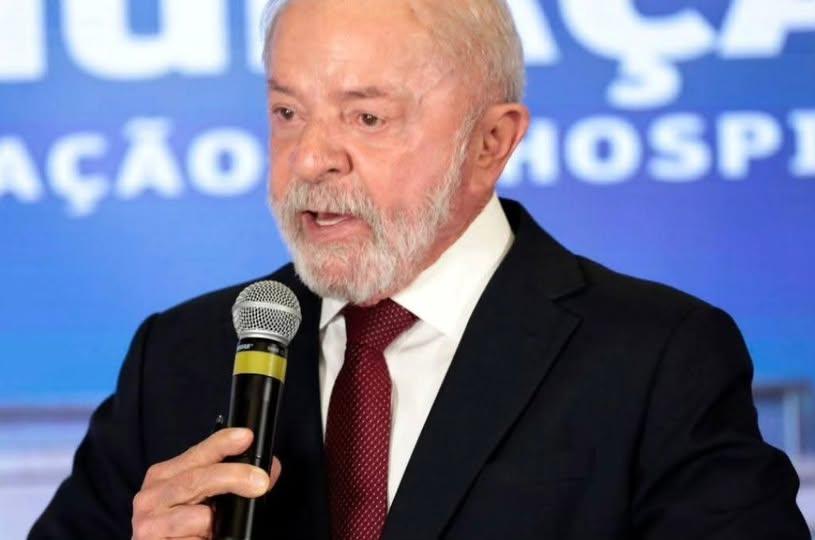 Lula quer incluir inadimplentes do FIES em pacote contra endividamento