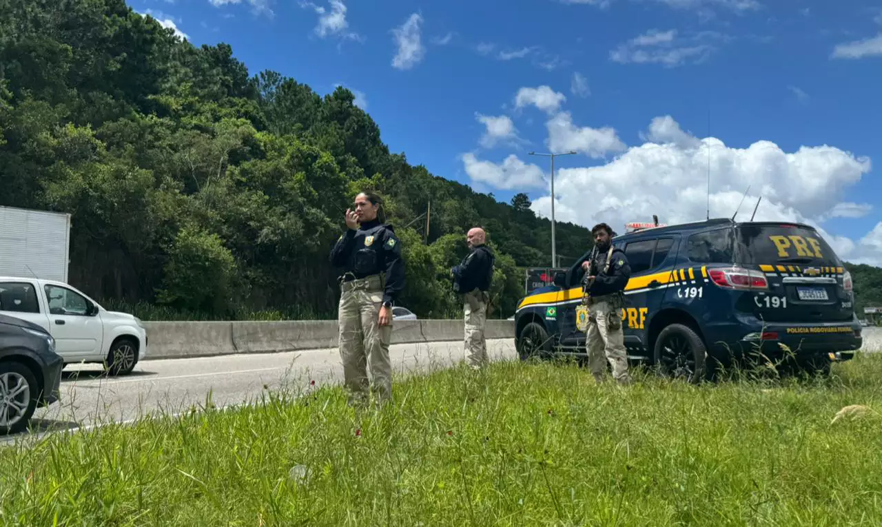Operação Semana Santa intensifica a fiscalização nas rodovias federais gaúchas durante o feriadão de Páscoa