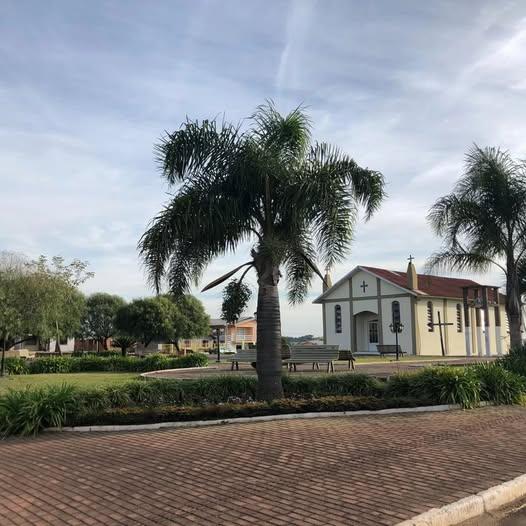 Pinhal da Serra: 30 Anos de Emancipação – Uma História de Luta e Identidade