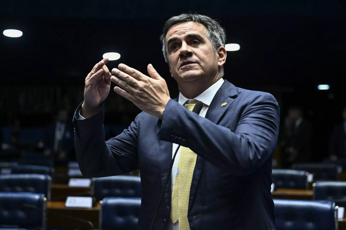 Polícia Federal investiga compra de apartamento triplex no valor de R$ 22 milhões pelo senador Ciro Nogueira
