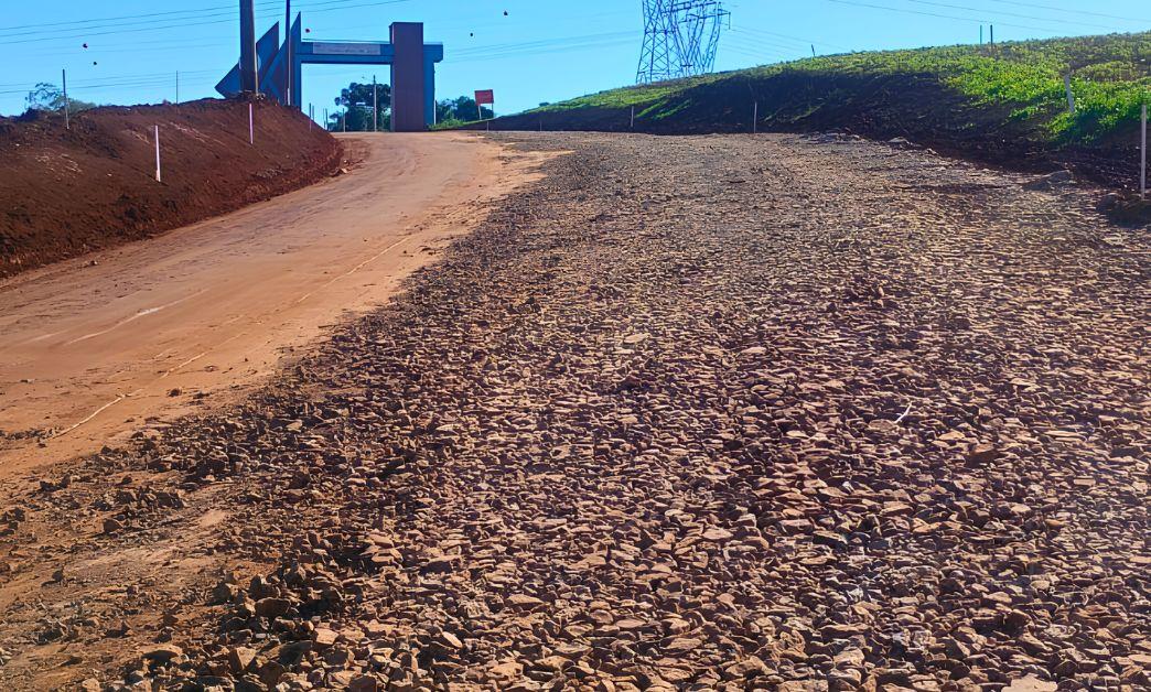 Obras na ERS-483 avançam e recebem medidas para reduzir transtornos causados pelas chuvas