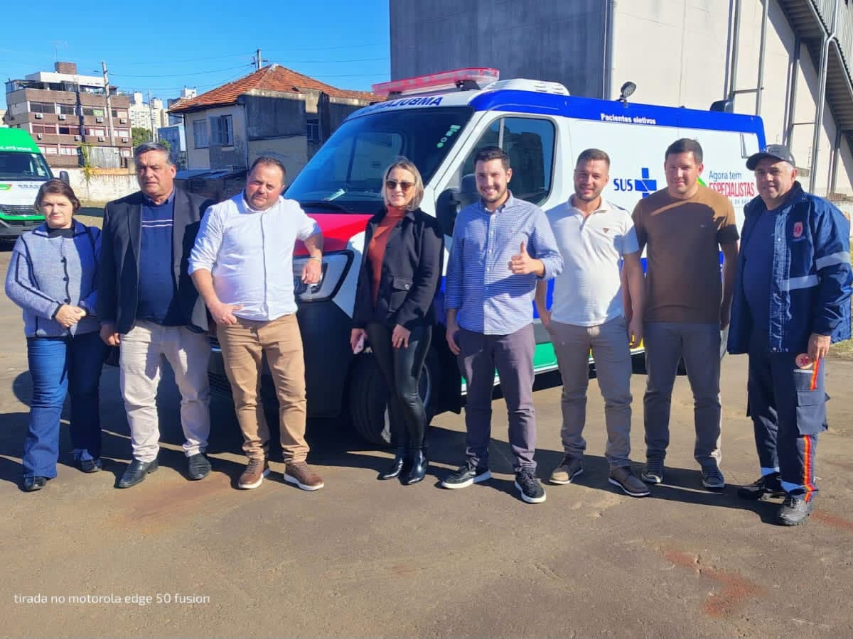 SÃO JOSÉ DOS AUSENTES RECEBE AMBULÂNCIA E MICRO-ÔNIBUS PARA REFORÇAR A REDE DE SAÚDE